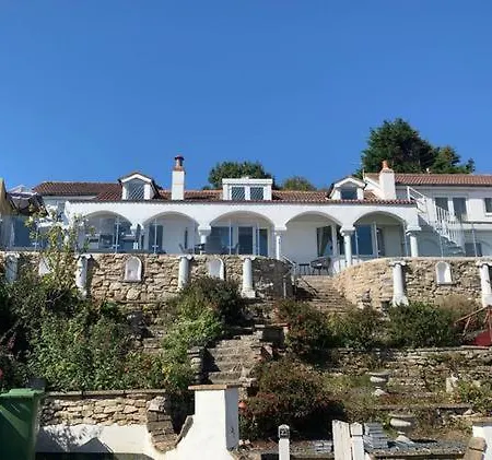 Sea View - Vdubz - Huge Terrace With Stunning Sea Views 파일리